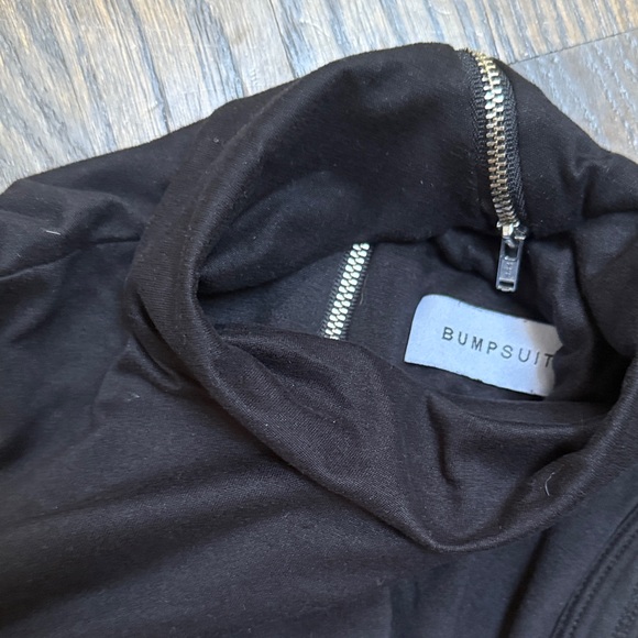 BUMPSUIT - Womans small - Picture 2 of 2